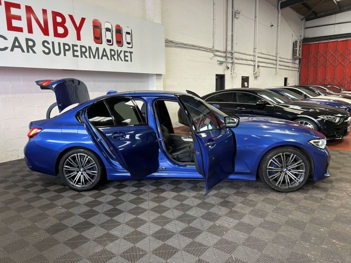 BMW 3 Series 3.0 330d M Sport Saloon 4dr Diesel Auto Euro 6 (s/s) (265 ps) Saloon Diesel BLUE