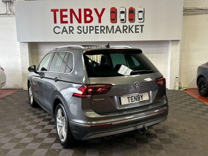 Volkswagen Tiguan 2.0 TDI SEL SUV 5dr Diesel DSG 4Motion Euro 6 (s/s) (150 ps) SUV Diesel GREY