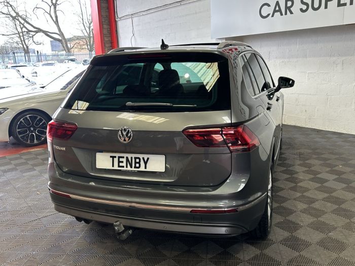 Volkswagen Tiguan 2.0 TDI SEL SUV 5dr Diesel DSG 4Motion Euro 6 (s/s) (150 ps) SUV Diesel GREY