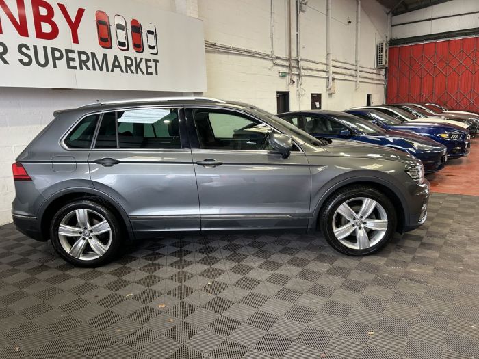 Volkswagen Tiguan 2.0 TDI SEL SUV 5dr Diesel DSG 4Motion Euro 6 (s/s) (150 ps) SUV Diesel GREY