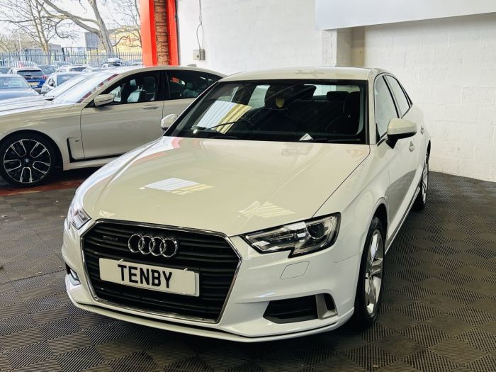 Audi A3 2.0 TDI Sport Saloon 4dr Diesel S Tronic Auto 6Spd quattro Euro 6 (s/s) (184 ps) Saloon Diesel WHITE