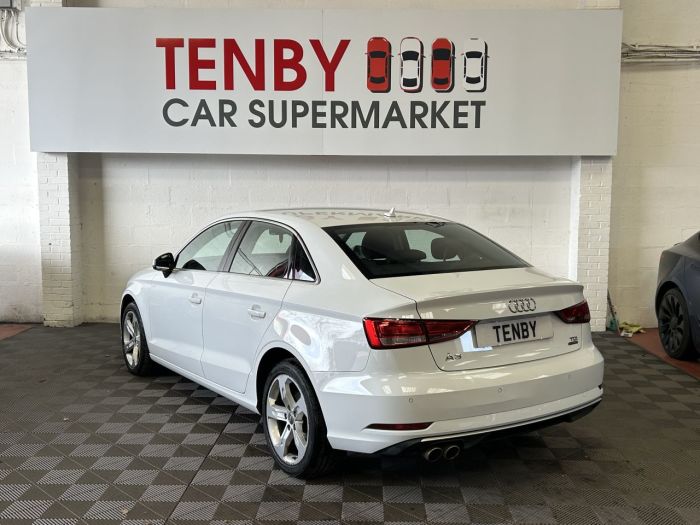 Audi A3 2.0 TDI Sport Saloon 4dr Diesel S Tronic Auto 6Spd quattro Euro 6 (s/s) (184 ps) Saloon Diesel WHITE