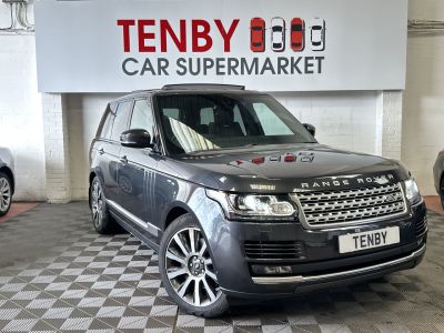 Land Rover Range Rover 4.4 SD V8 Vogue SUV 5dr Diesel Auto 4WD Euro 6 (s/s) (339 ps) SUV Diesel GREYLand Rover Range Rover 4.4 SD V8 Vogue SUV 5dr Diesel Auto 4WD Euro 6 (s/s) (339 ps) SUV Diesel GREY at Motor Finance 4u Tunbridge Wells