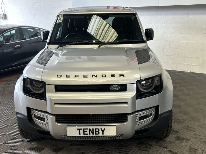 Land Rover Defender 110 2.0 SD4 SE SUV 5dr Diesel Auto 4WD Euro 6 (s/s) (240 ps) SUV Diesel SILVER